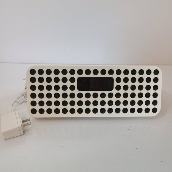 Philips SBT310w/37 Bluetooth Clock Speaker - Picture 4 of 7